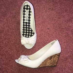 American Eagle wedges